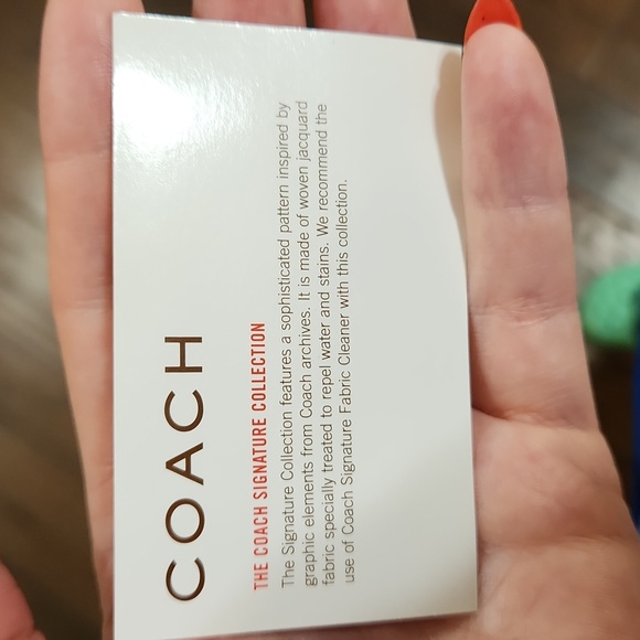 COACH Signature Wristlet Brown G0949-F41637 NWT - Picture 4 of 5